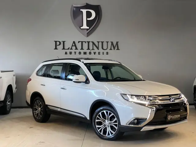 Carro Mitsubishi Outlander 2016 2.2 DI-D 4WD (Aut)