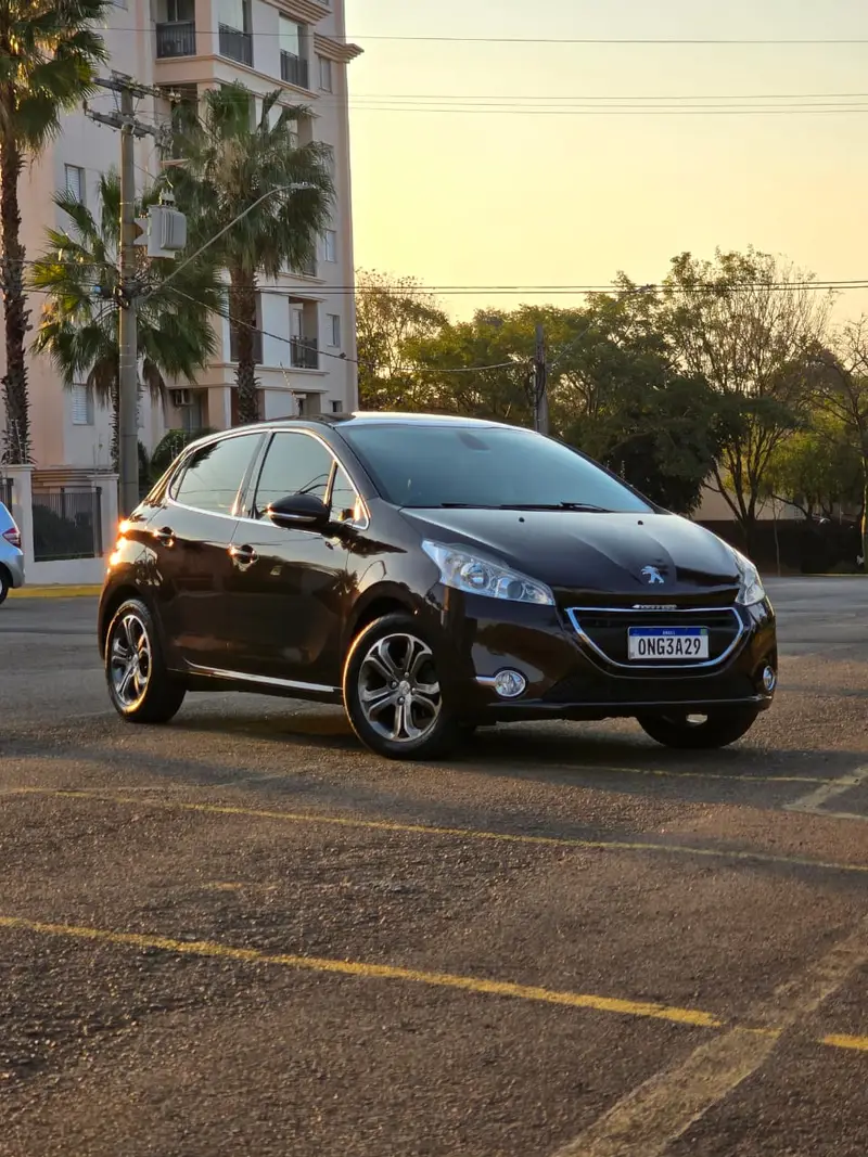 Peugeot 208 Griffe 1.6 16V (Flex) (Aut)