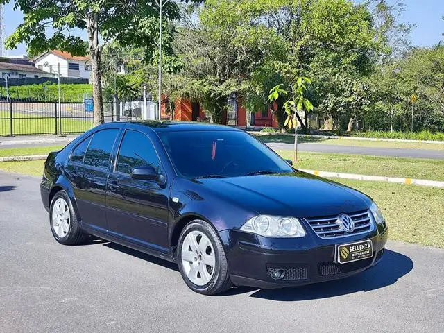 Carro Volkswagen Bora 2011 2.0 MI (Aut)