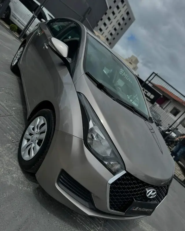 Carro Hyundai HB20S 2019 1.6 Comfort Plus (Flex)