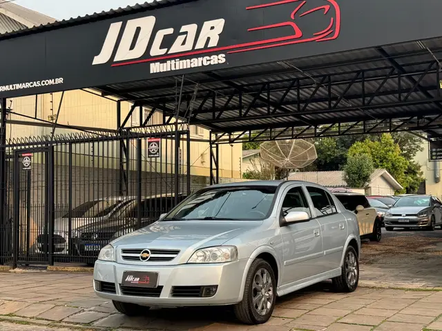 Carro Chevrolet Astra Hatch 2011 Advantage 2.0 (Flex)