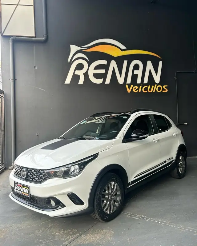 Carro Fiat Argo 2020 1.8 Trekking (Aut) (Flex)