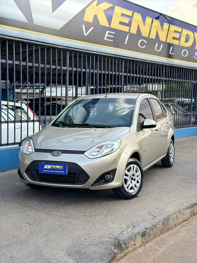 Carro Ford Fiesta Sedan 2012 1.6 (Flex)