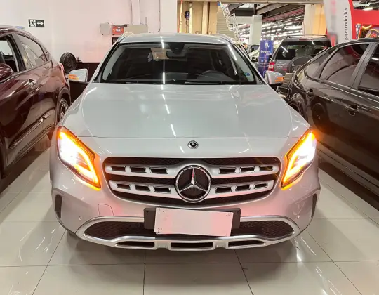 Mercedes-Benz GLA 200 GLA 200 1.6 Advance