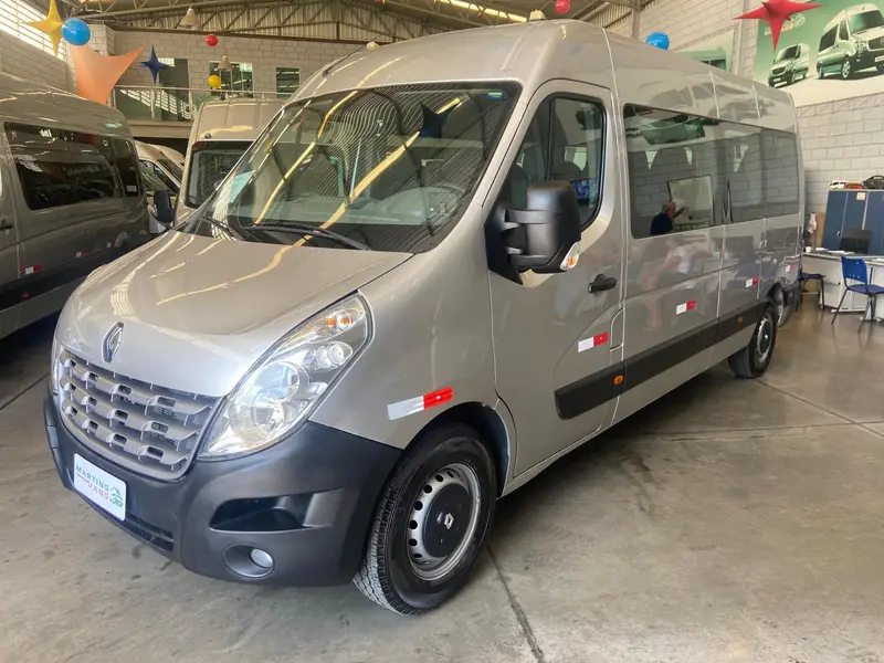 Renault Master 2.3 16V dCi L2H2 Grand Vitré