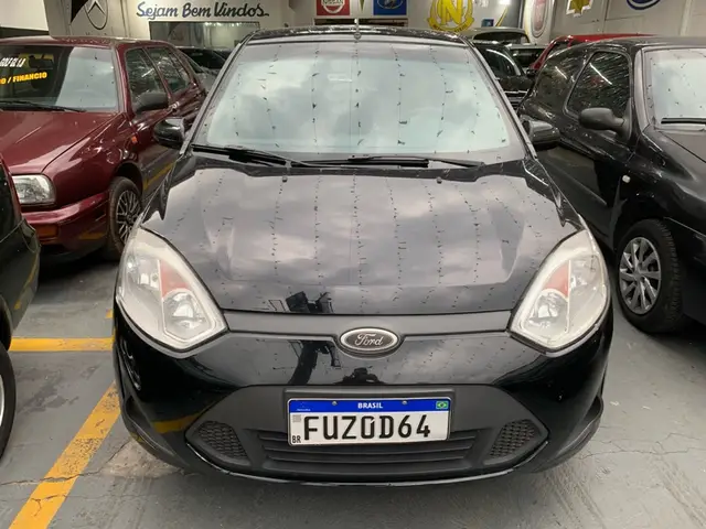 Carro Ford Fiesta Hatch 2014 SE Plus 1.6 RoCam (Flex)