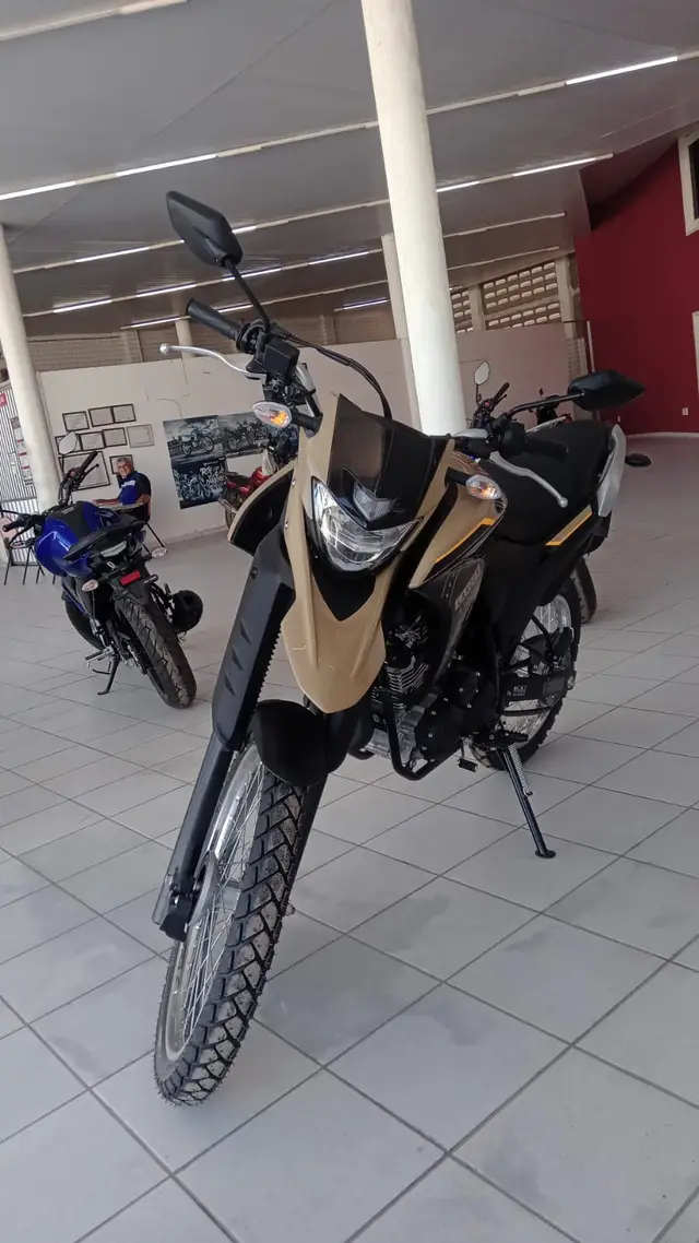 Carro Yamaha XTZ 250 Lander 2024 ABS