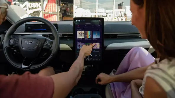 A Ford trará para os modelos do Ocidente o mesmo sistema, no mínimo curioso, dos modelos BYD