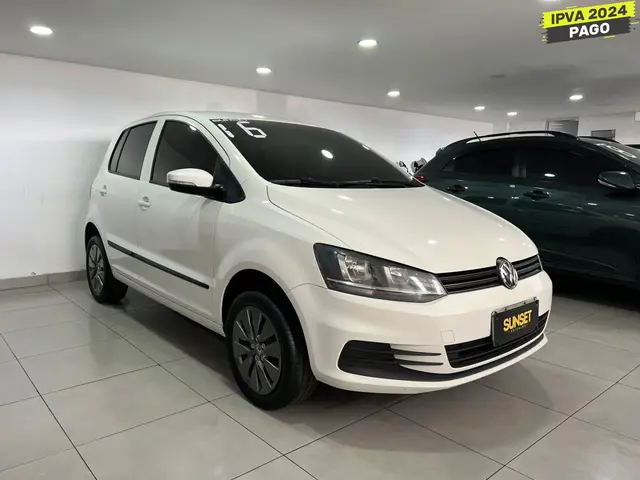 Carro Volkswagen Fox 2016 1.0 MPI Trendline (Flex)
