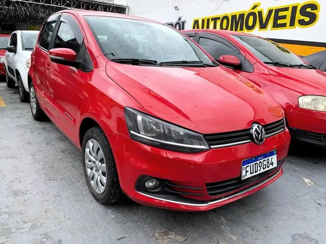 Carro Volkswagen Fox 2015 Highline 1.6 16v MSI (Flex)