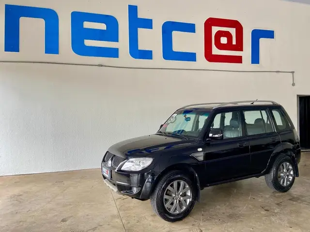 Carro Mitsubishi Pajero TR4 2013 2.0 16V 4x2 (Flex) (Aut)