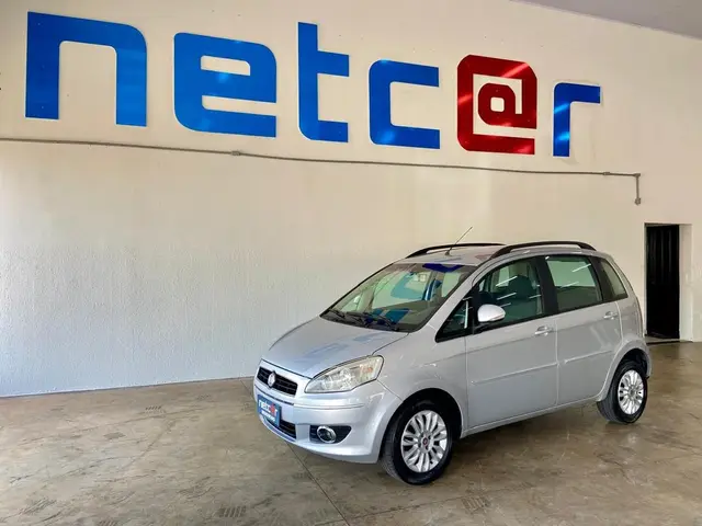 Carro Fiat Idea 2011 Essence 1.6 16V E.TorQ (Flex)