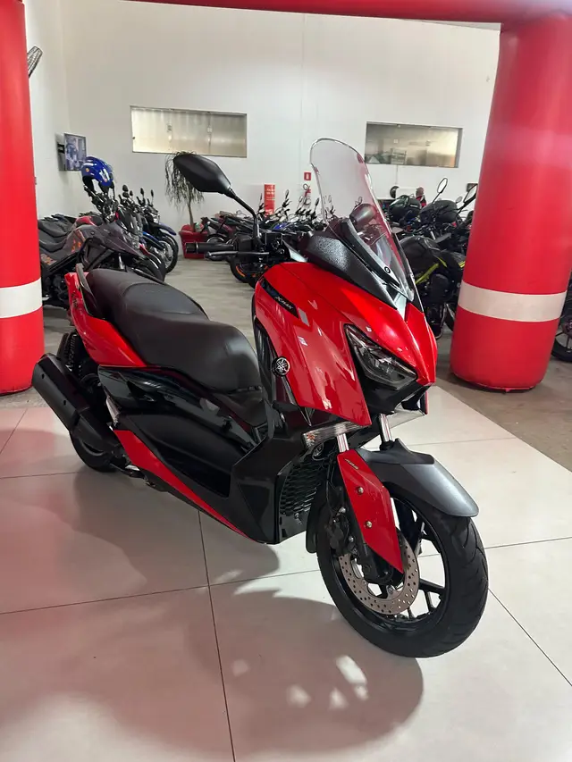 Carro Yamaha XMax 2023 ABS