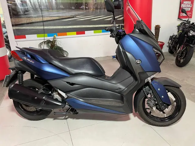 Carro Yamaha XMax 2023 ABS