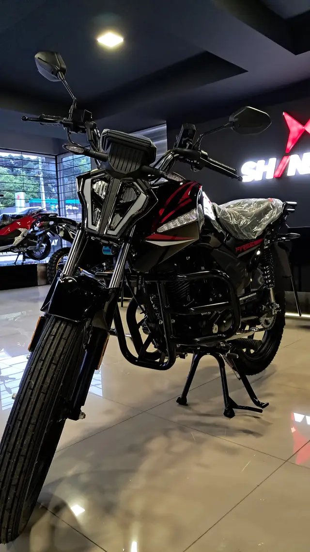 Carro Shineray FREE 150 2025 149 cc