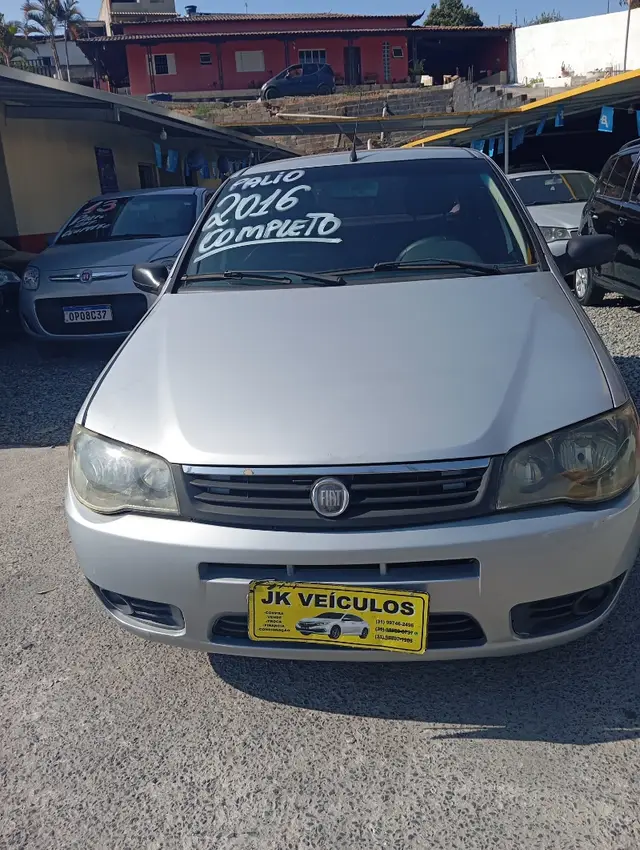 Carro Fiat Palio 2013 Attractive 1.0 Evo (Flex)
