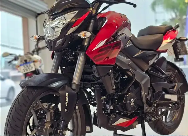 Carro Bajaj Dominar 200 2024 DOMINAR 200