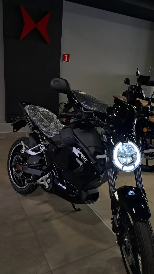 Moto Shineray SHE-S 2024 3000W
