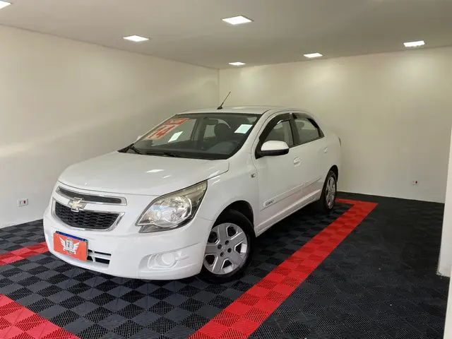 Carro Chevrolet Cobalt 2014 LT 1.8 8V (Flex)