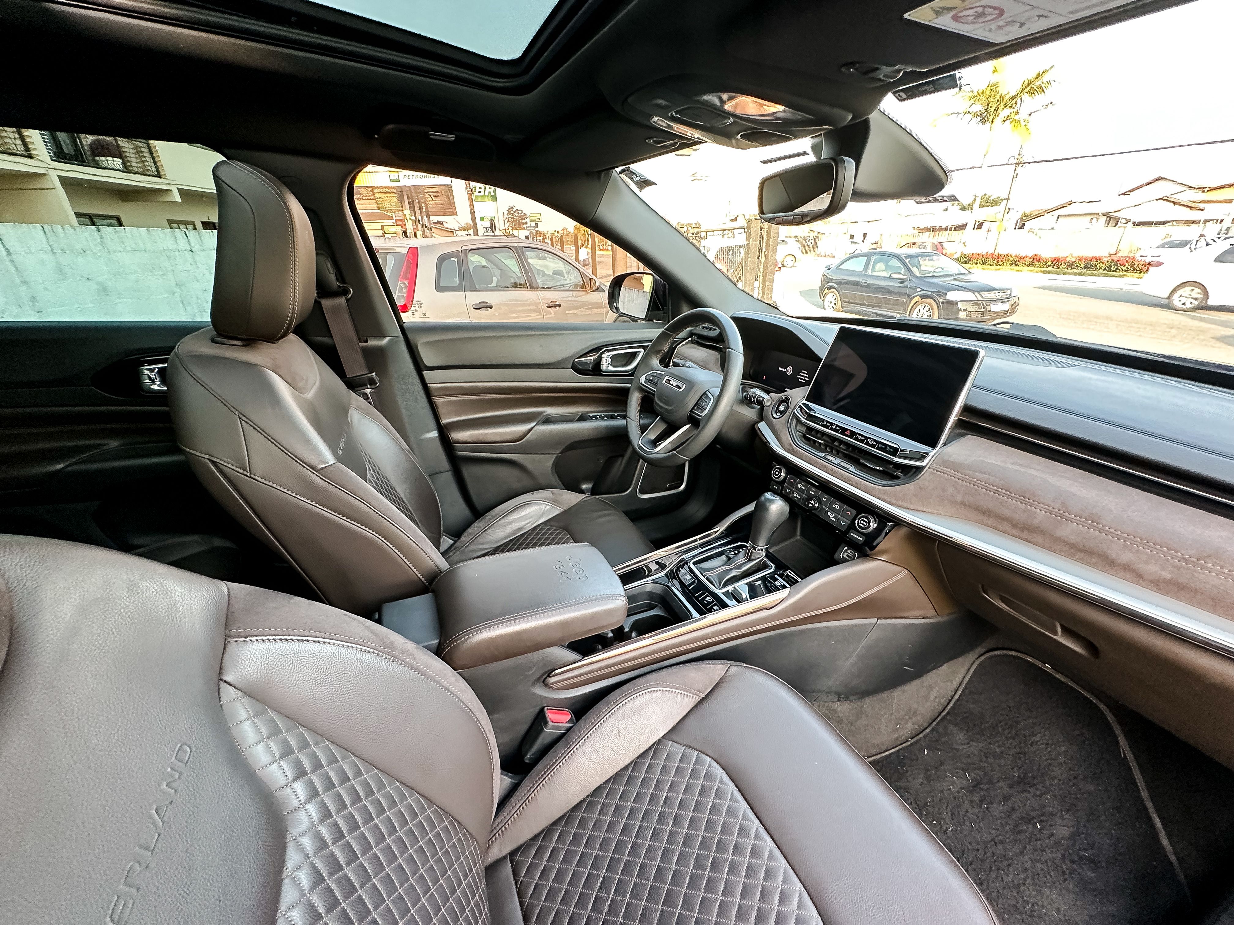 Jeep Commander