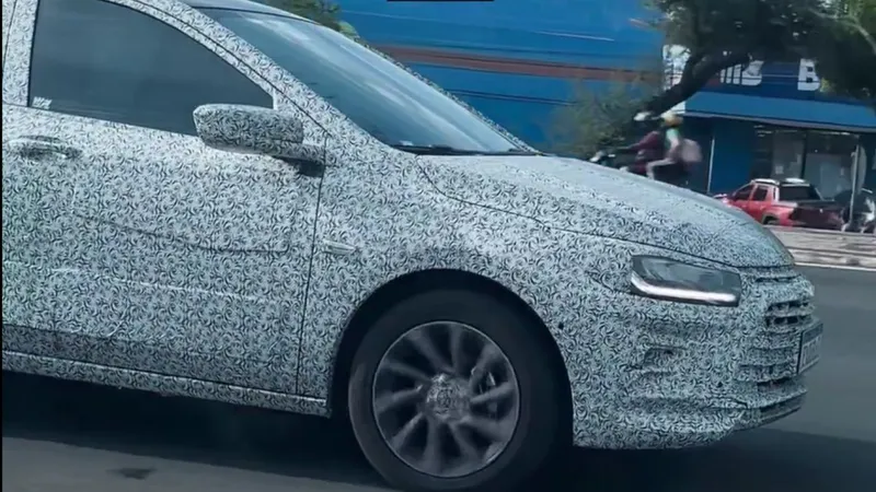 Novo Chevrolet Onix 2026 é flagrado e terá cara de Cruze no Brasil