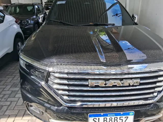 Carro RAM Rampage 2024 Laramie 2.0 Turbo