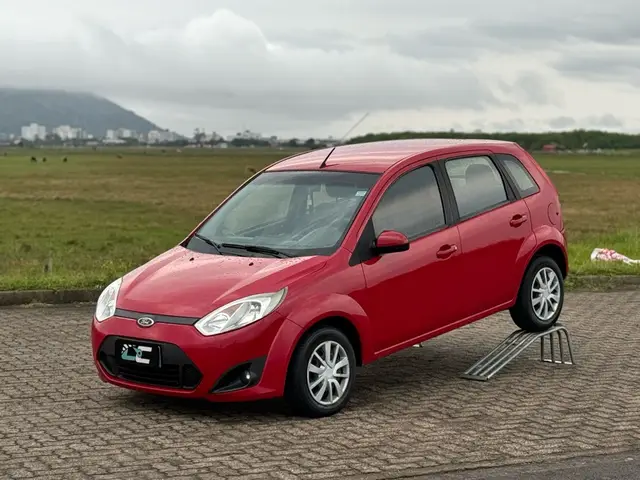 Carro Ford Fiesta Hatch 2013 1.6 (Flex)
