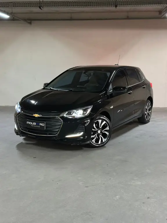 Carro Chevrolet Onix Plus 2023 LT 1.0 Turbo (Aut.)