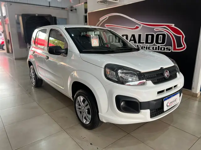 Carro Fiat Uno 2021 Attractive 1.0