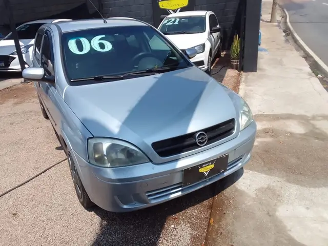 Carro Chevrolet Corsa Hatch 2006 Maxx 1.8 (Flex)