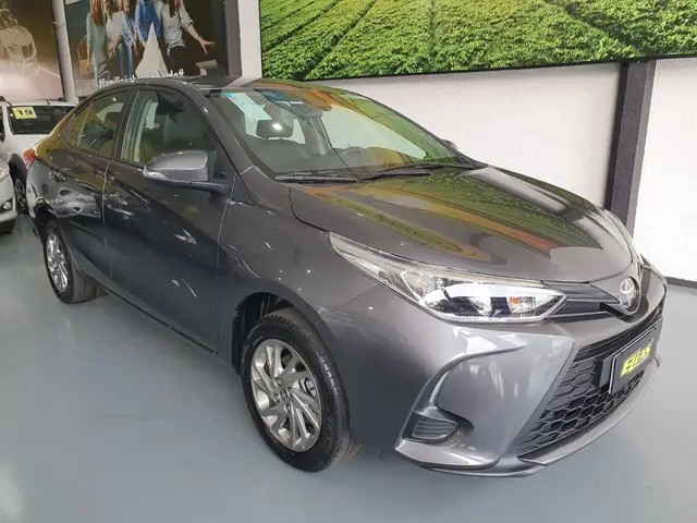 Carro Toyota Yaris Sedan 2023 XS 1.5 (Flex) (Aut)