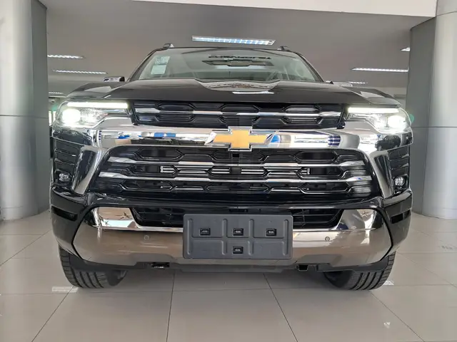 Carro Chevrolet S10 Cabine Dupla 2025 High Country 2.8 Turbodiesel (Aut.)