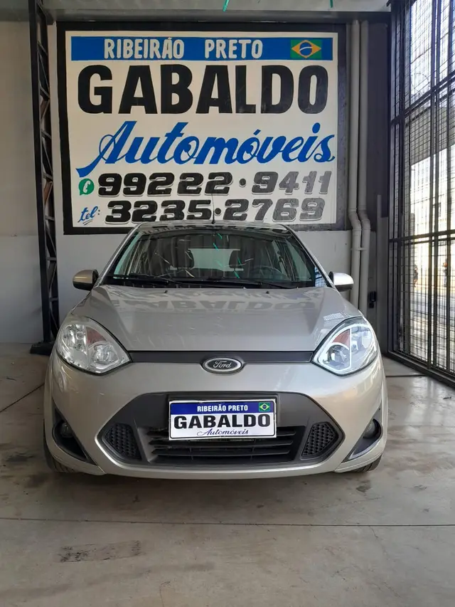 Carro Ford Fiesta Hatch 2013 1.6 (Flex)