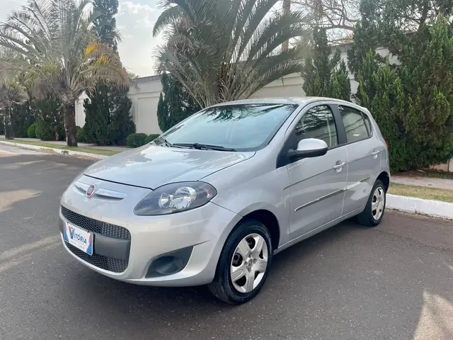 Carro Fiat Palio 2016 Attractive 1.0 Evo (Flex)