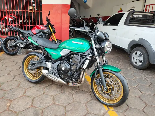 Carro Kawasaki Z 650 2023 RS
