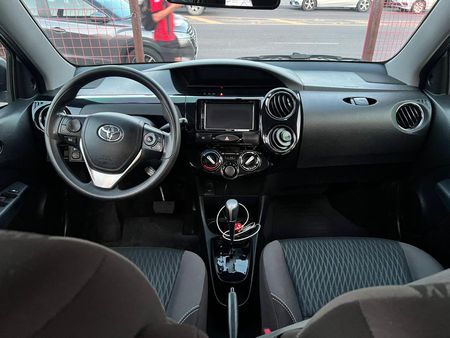 EtiosSedan XS 1.5 (Aut) (Flex)