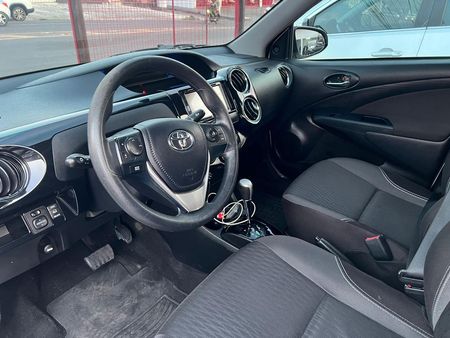 EtiosSedan XS 1.5 (Aut) (Flex)