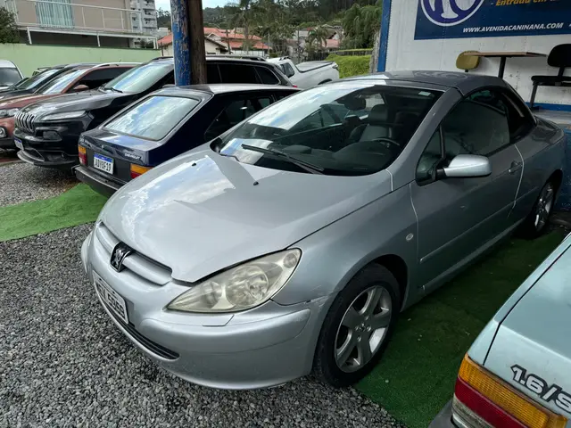 Carro Peugeot 307 CC 2005 2.0 16V (aut)