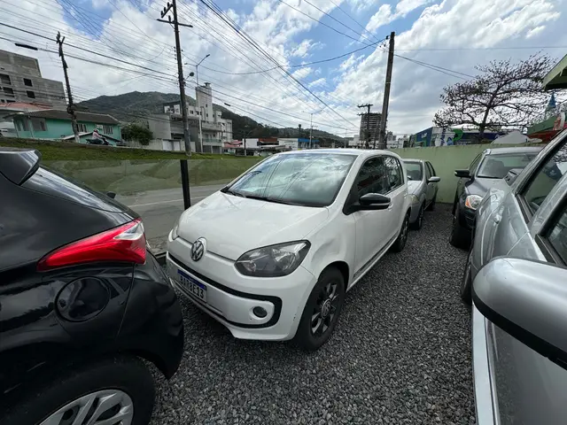 Carro Volkswagen Up! 2017 1.0 12v E-Flex high up!