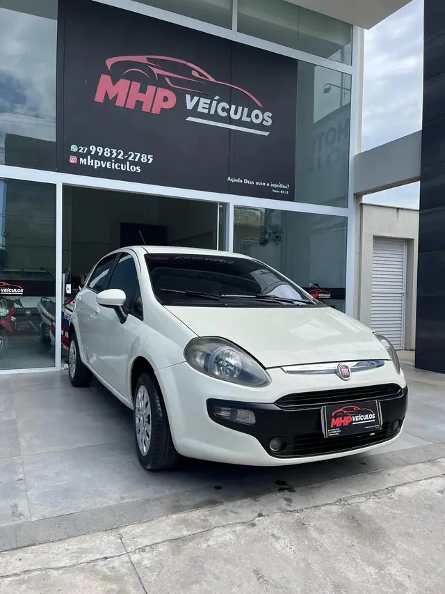 Carro Fiat Punto 2016 Essence 1.6 16V (Flex)