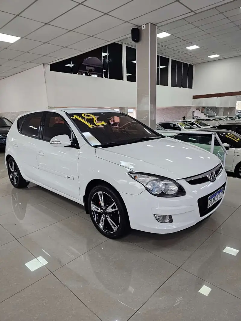 Hyundai i30 GLS 2.0 16V Top (aut.)