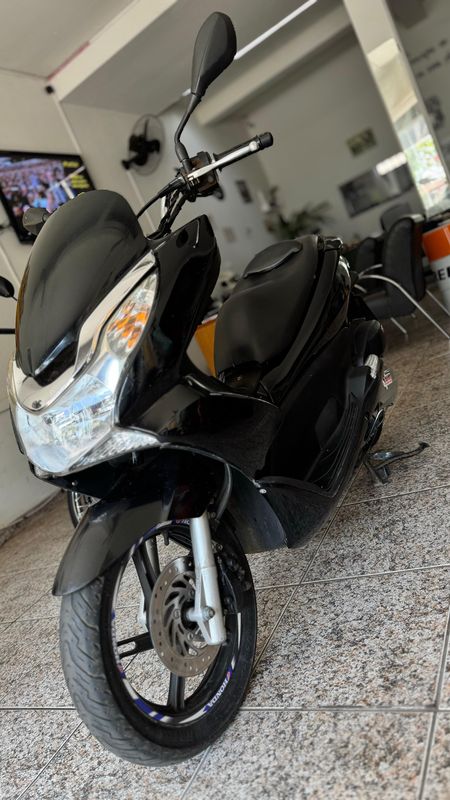 PCX 150 DLX