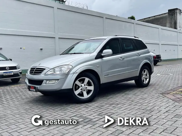 Carro SsangYong Kyron 2011 Executivo 2.0 GLX