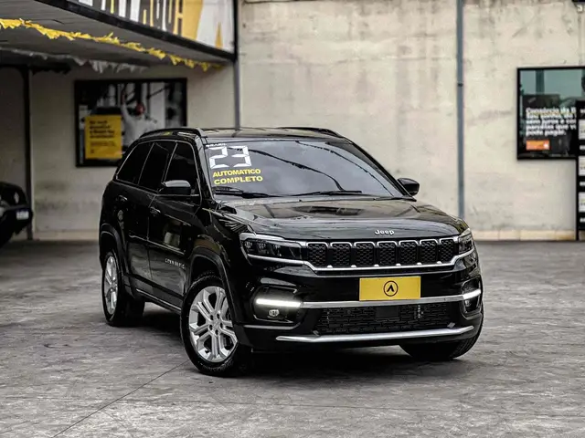Carro Jeep Commander 2023 Longitude 1.3 T270