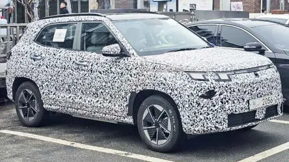 SUV terá dianteira com estilo próprio, enquanto cabine ganhará truque de Mercedes-Benz