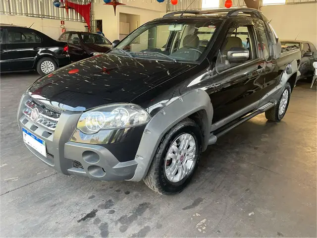 Carro Fiat Strada 2012 Adventure 1.8 16V (Flex) (Cabine Estendida)