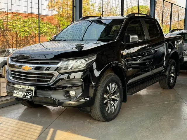 Carro Chevrolet S10 Cabine Dupla 2018 S10 2.5 ECOTEC SIDI LTZ 4WD (Cabine Dupla) (Aut)
