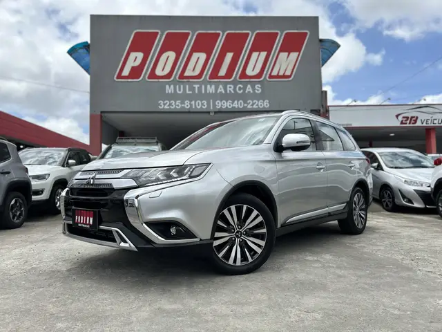 Carro Mitsubishi Outlander 2021 2.2 DI-D HPE-S 4WD CVT