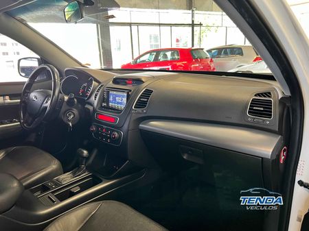 Sorento 2.4 16V 4x2 (Aut)