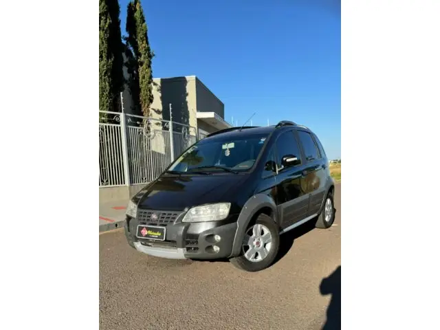 Carro Fiat Idea 2010 Adventure 1.8 (Flex)